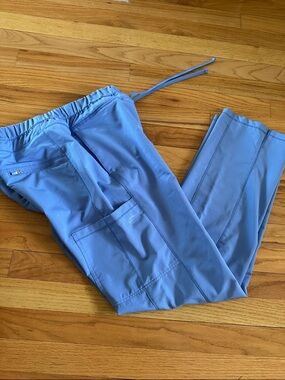 Women’s Ceil Blue uniform Scrub Pants size medium